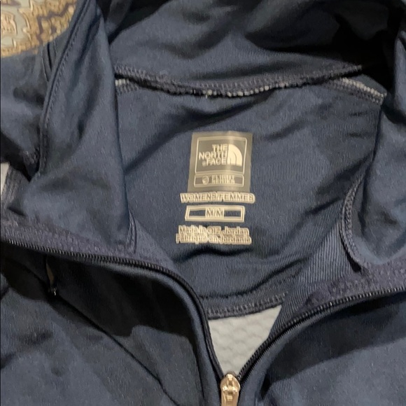 The north face ski shirt half zip - Picture 2 of 2